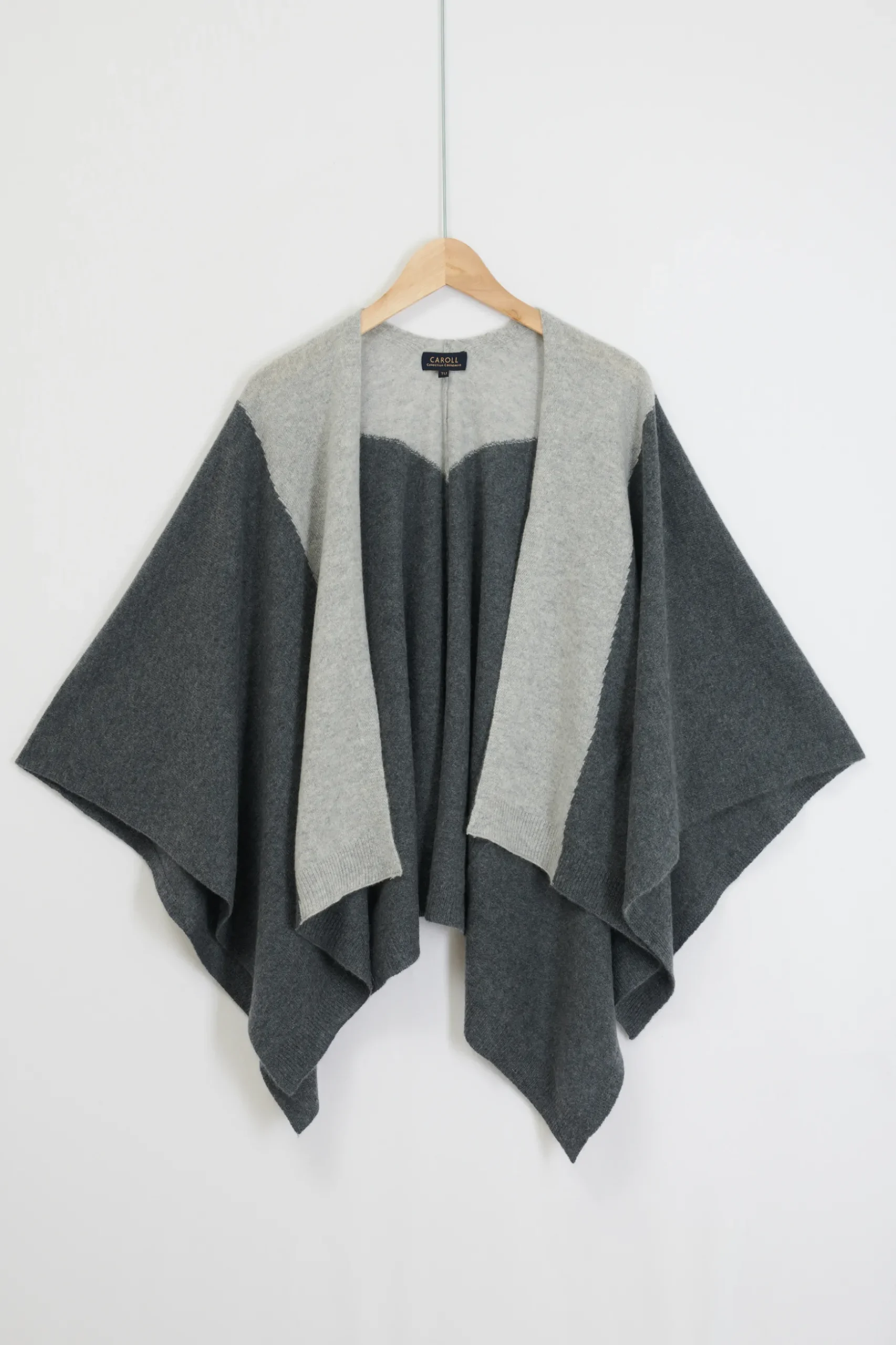 Store Poncho Charles B 100% Cachemire Femme Ponchos