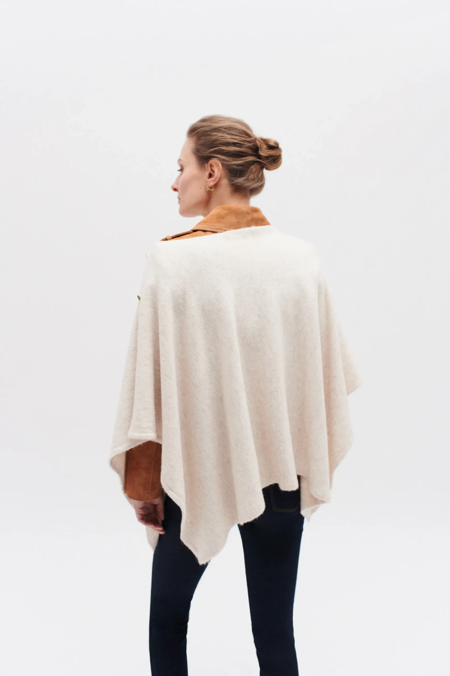 Best Sale Poncho Lisa B Beige Femme Ponchos